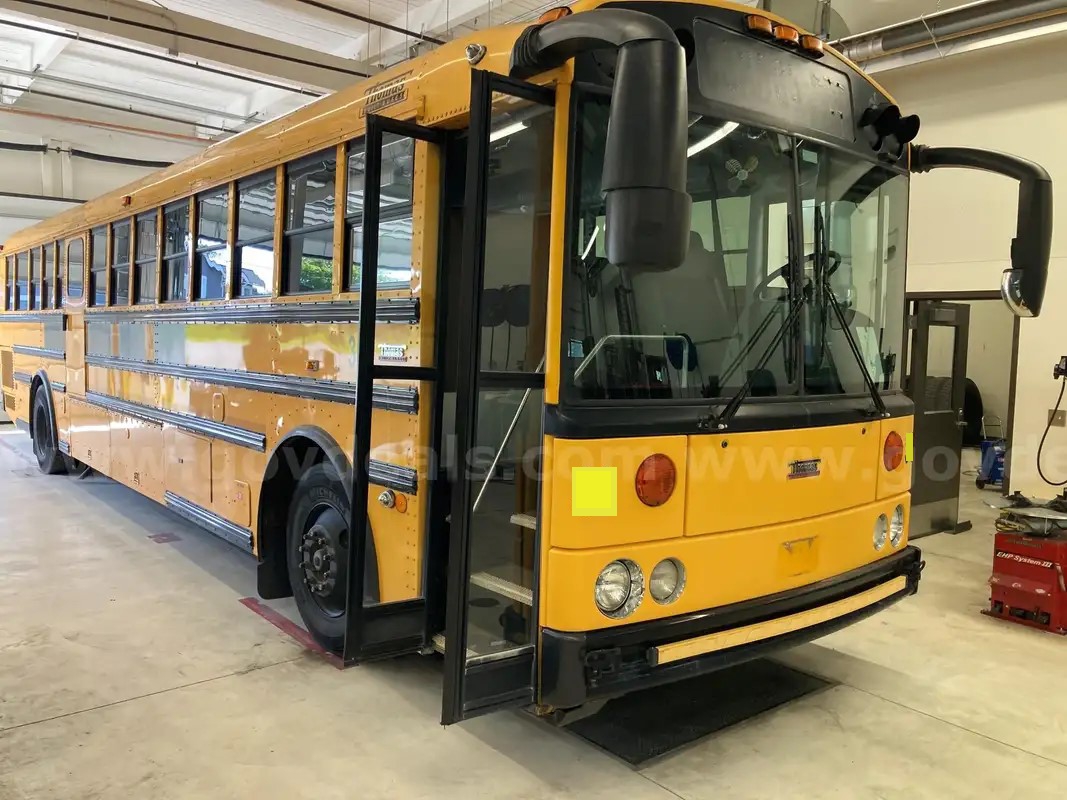 Pacific Breeze Tours Charter Buses